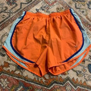 Nike Tempo Shorts - L
